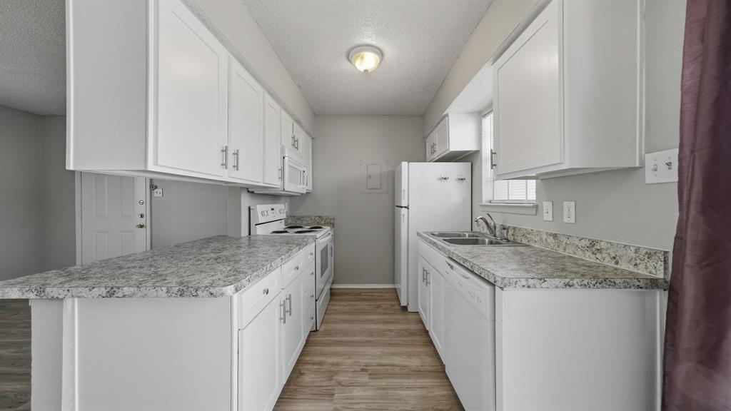 1607 Mary K Lane Property Photo 7
