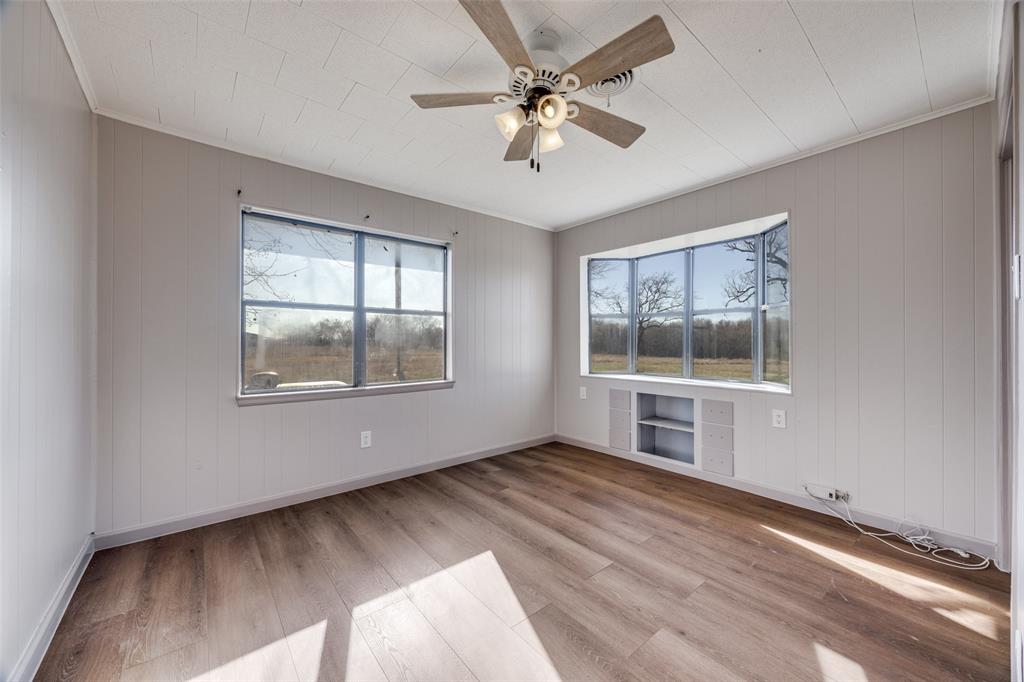 226 Glen Meadows Drive Property Photo 12