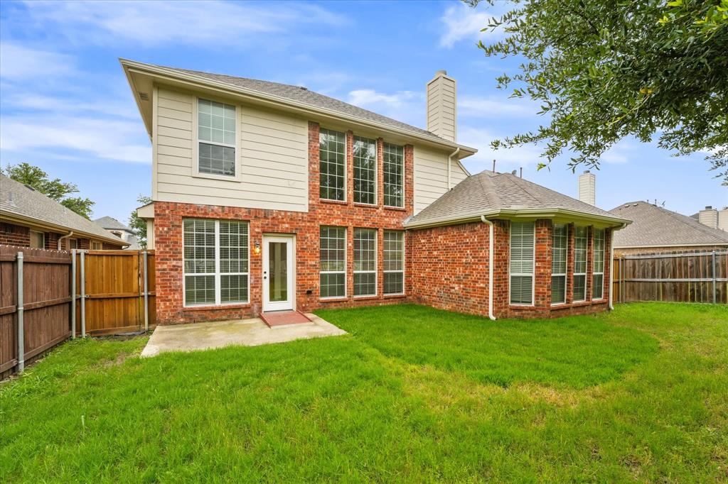 8204 Hitching Trail Property Photo 18