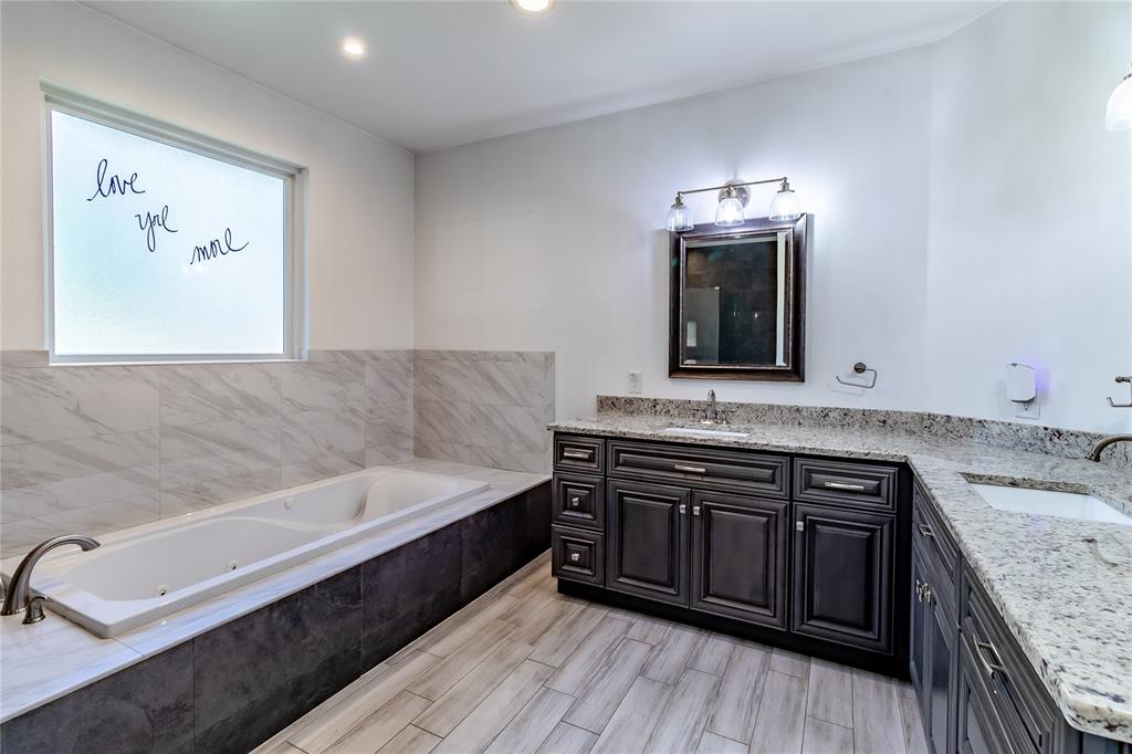 406 Timberside Property Photo 16