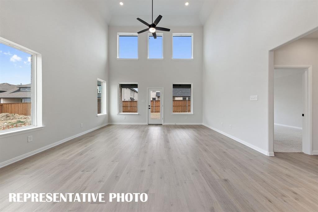 16420 Thistle Bend Drive Property Photo 8