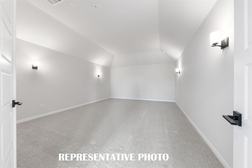 16420 Thistle Bend Drive Property Photo 13