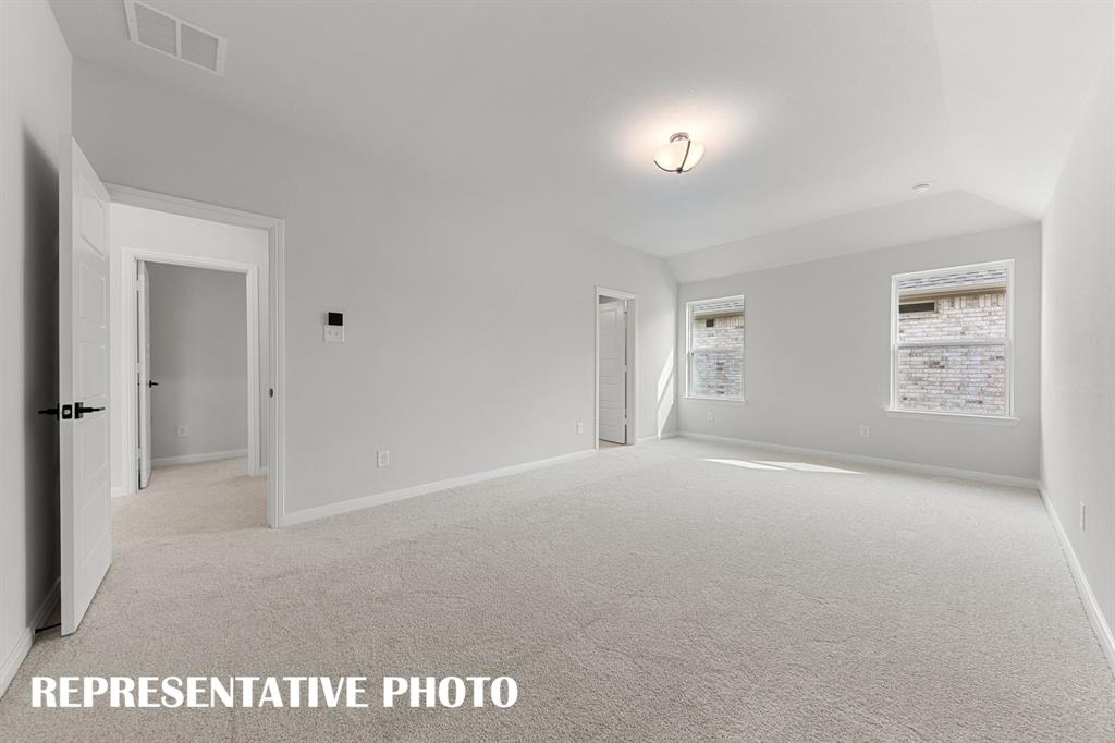 16420 Thistle Bend Drive Property Photo 14