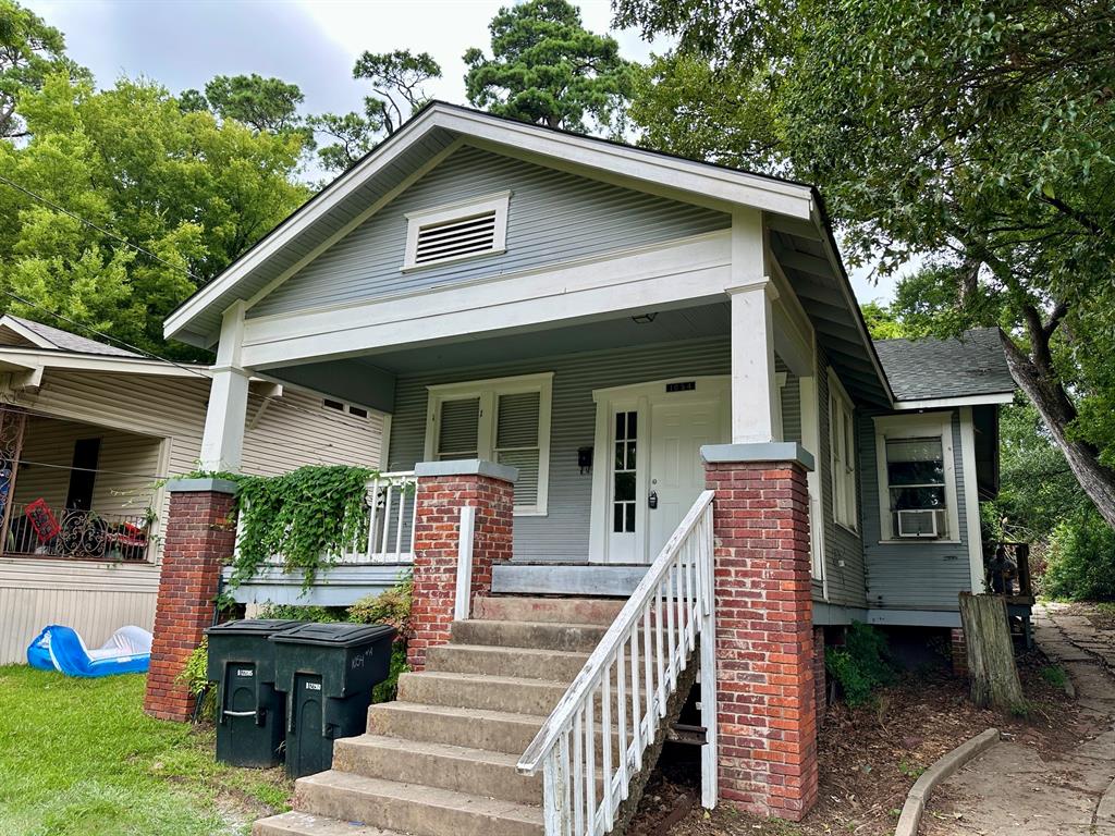 1054 Wilkinson Street Property Photo 1