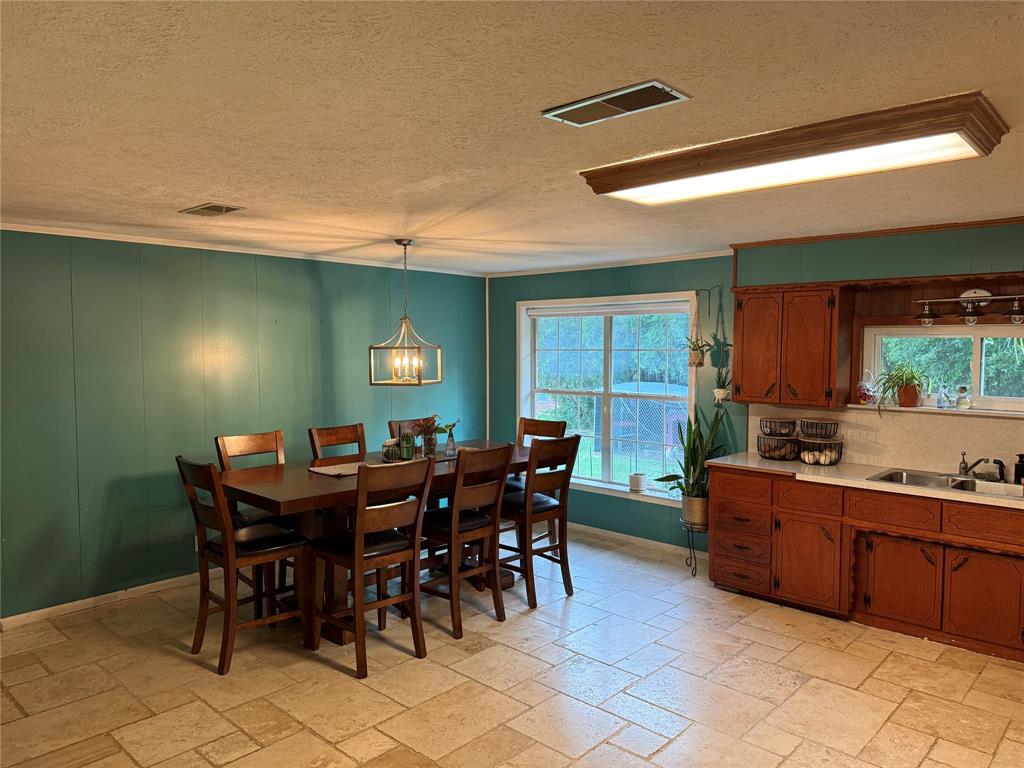 1609 E Thomas Street Property Photo 4