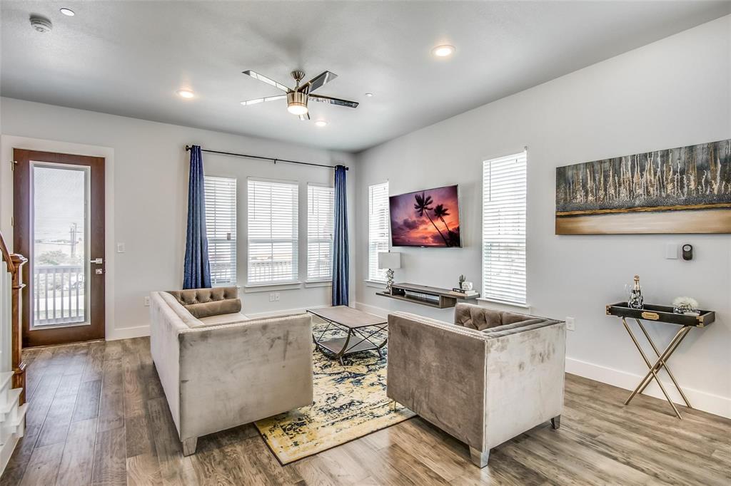 203 S Village Way Property Photo 15
