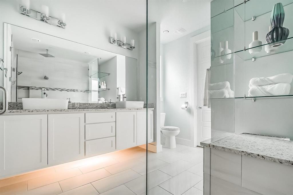 203 S Village Way Property Photo 27