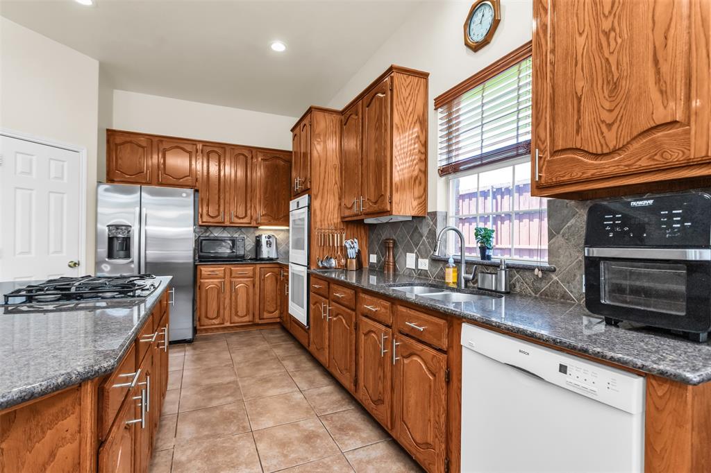 2405 Kittyhawk Drive Property Photo 14