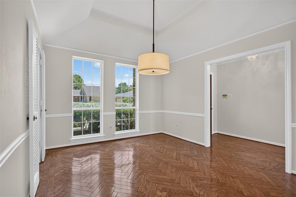 1508 Summertree Court Property Photo 6