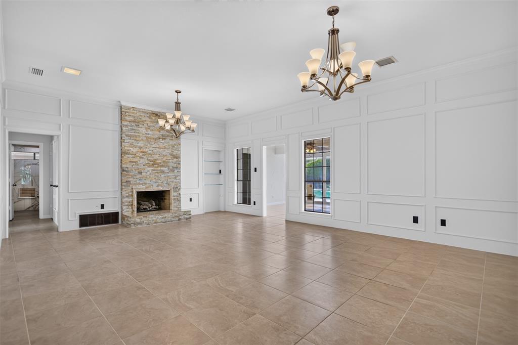 1508 Summertree Court Property Photo 9