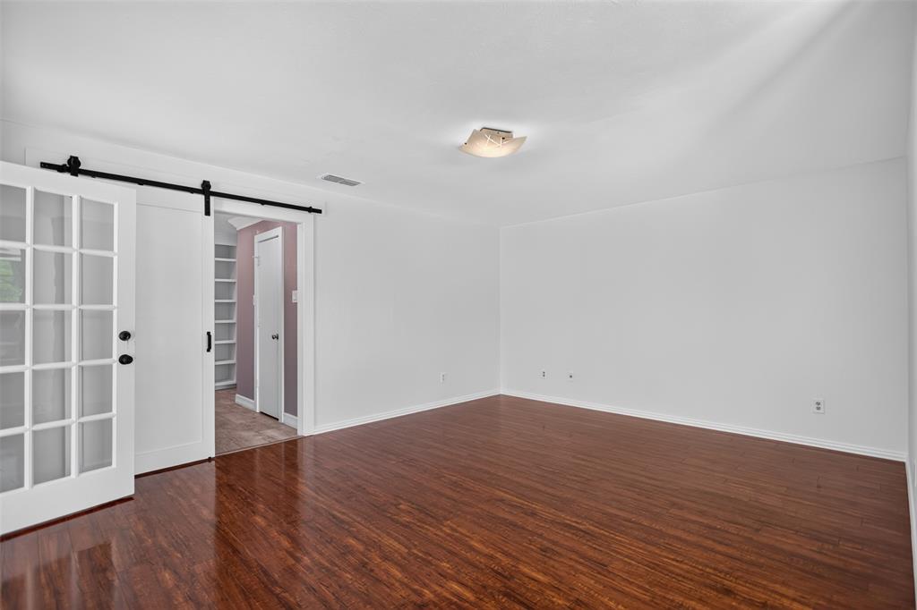 1508 Summertree Court Property Photo 15