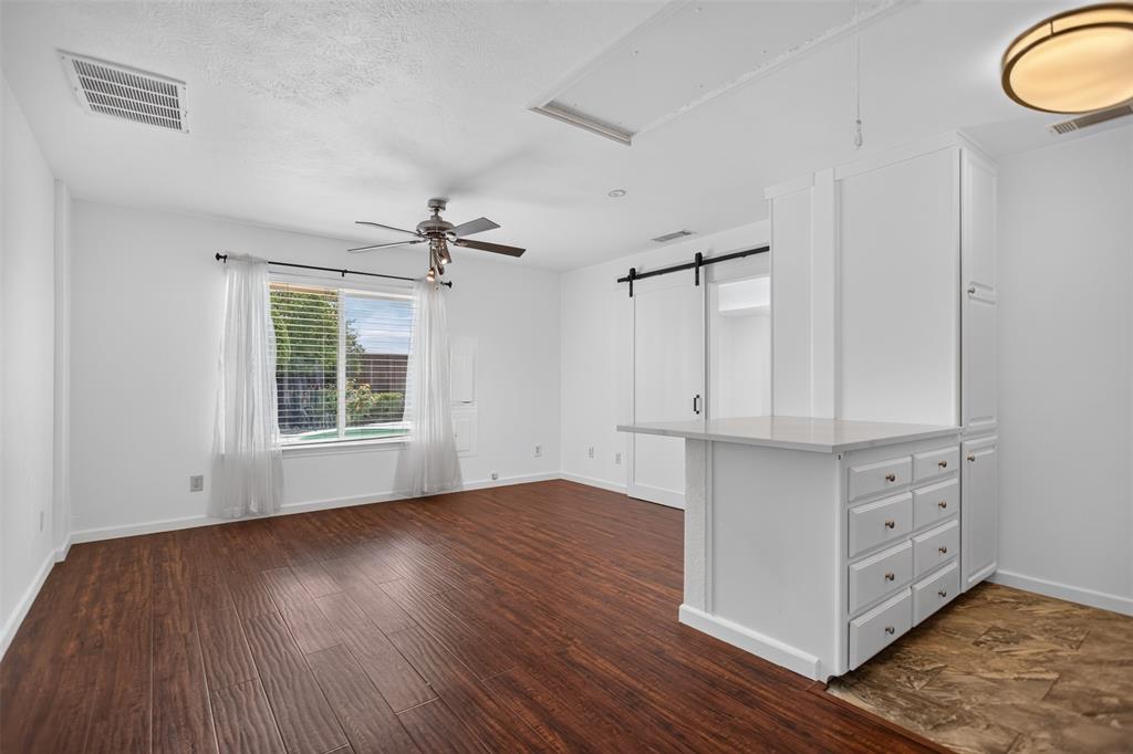 1508 Summertree Court Property Photo 27