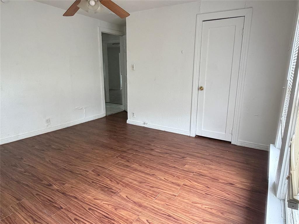 936 E Cantey Street Property Photo 20