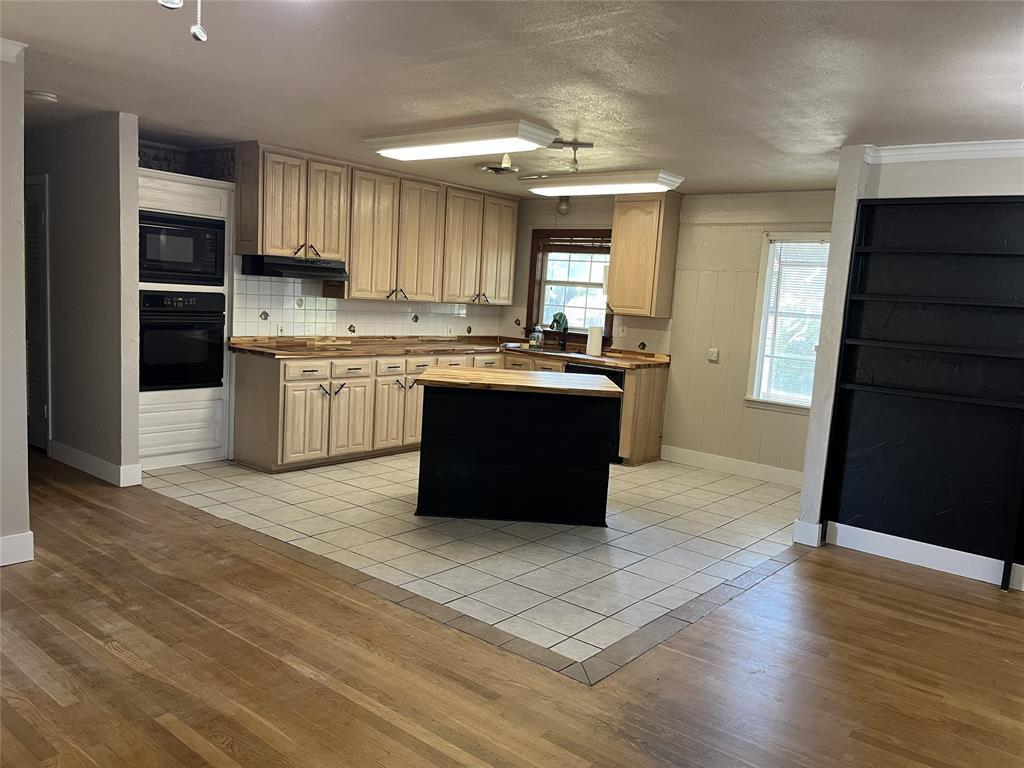 3401 Leith Avenue Property Photo 1