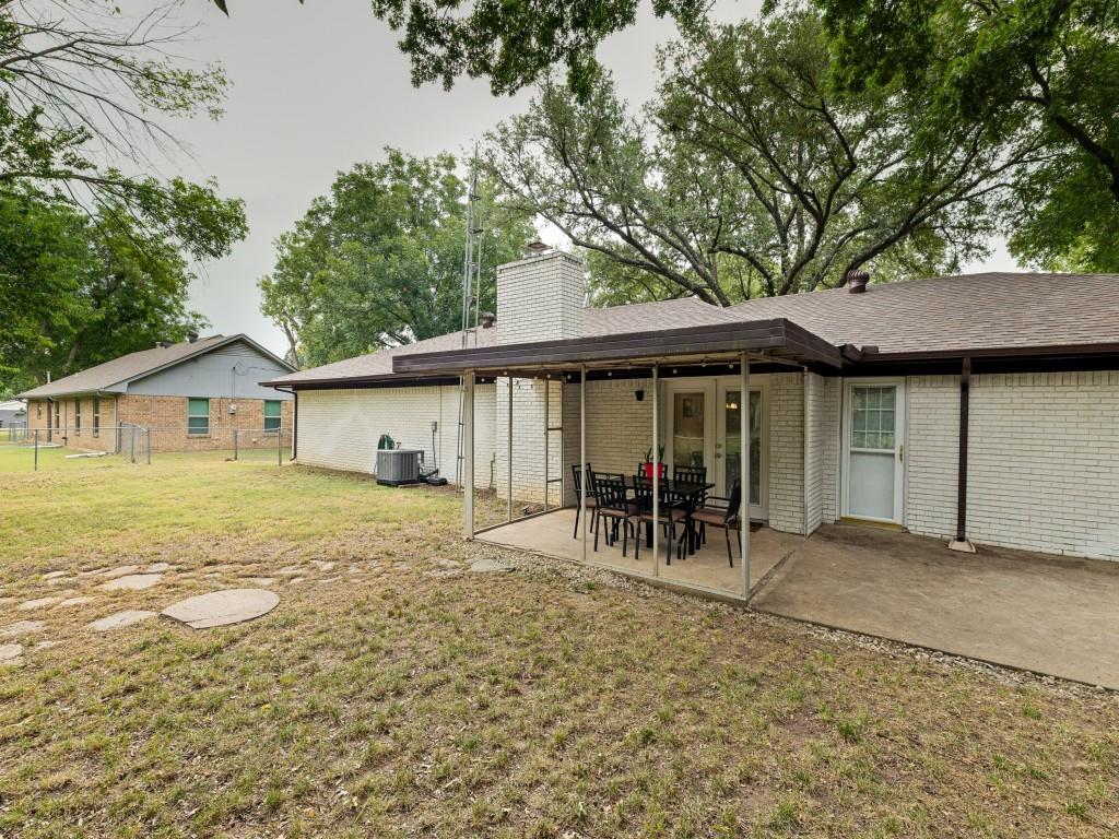410 E White Street Property Photo 25