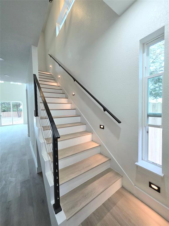 3905 Blue Ridge Boulevard Property Photo 7