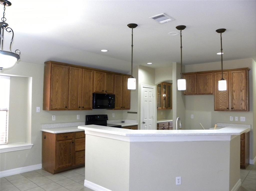 4620 Evanshire Way Property Photo 6