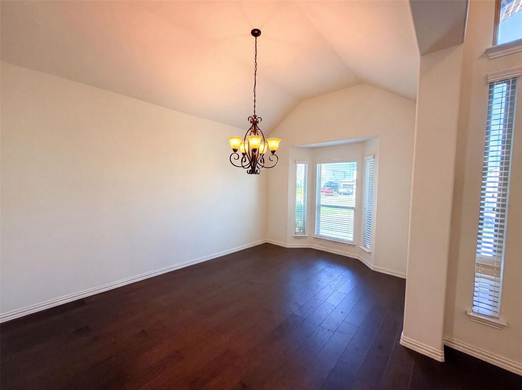 4305 Curlew Lane Property Photo 9