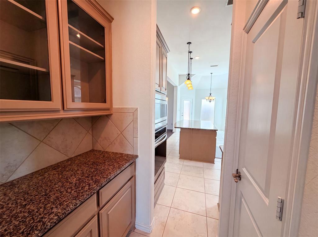 4305 Curlew Lane Property Photo 16