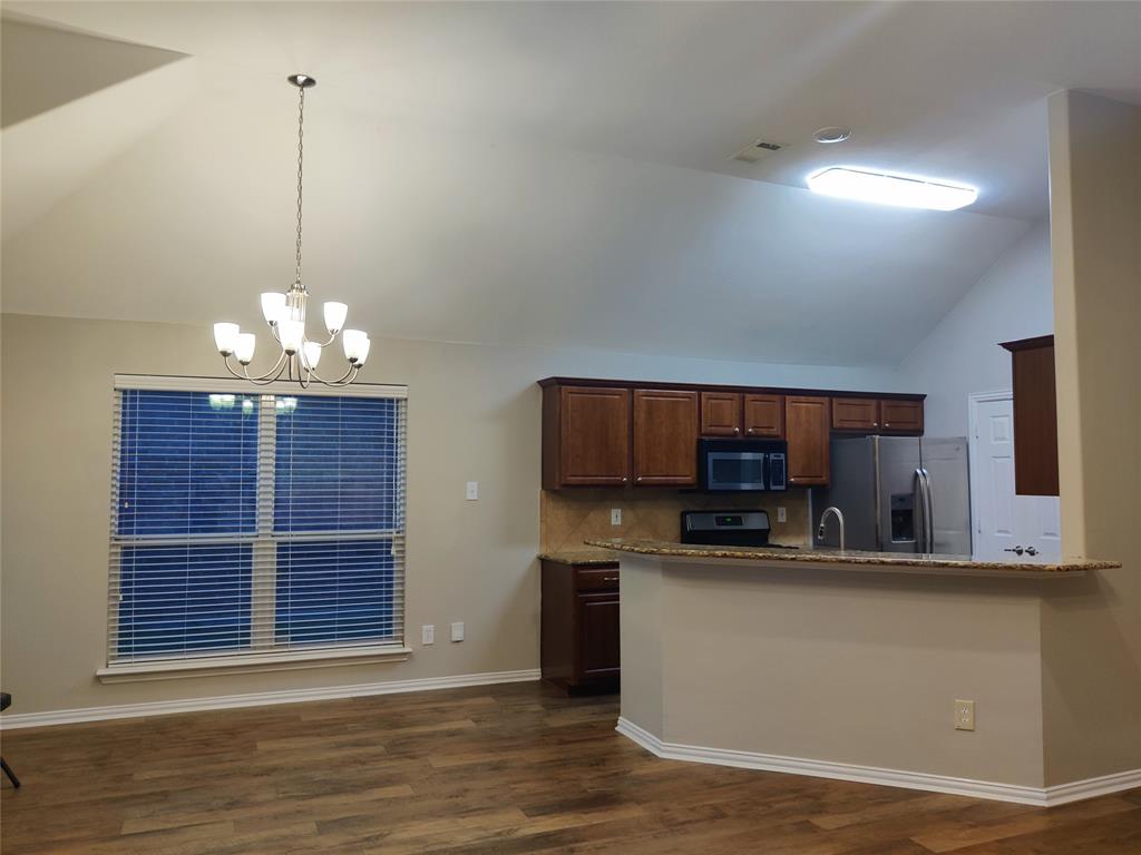 204 Bayfield Drive Property Photo 3