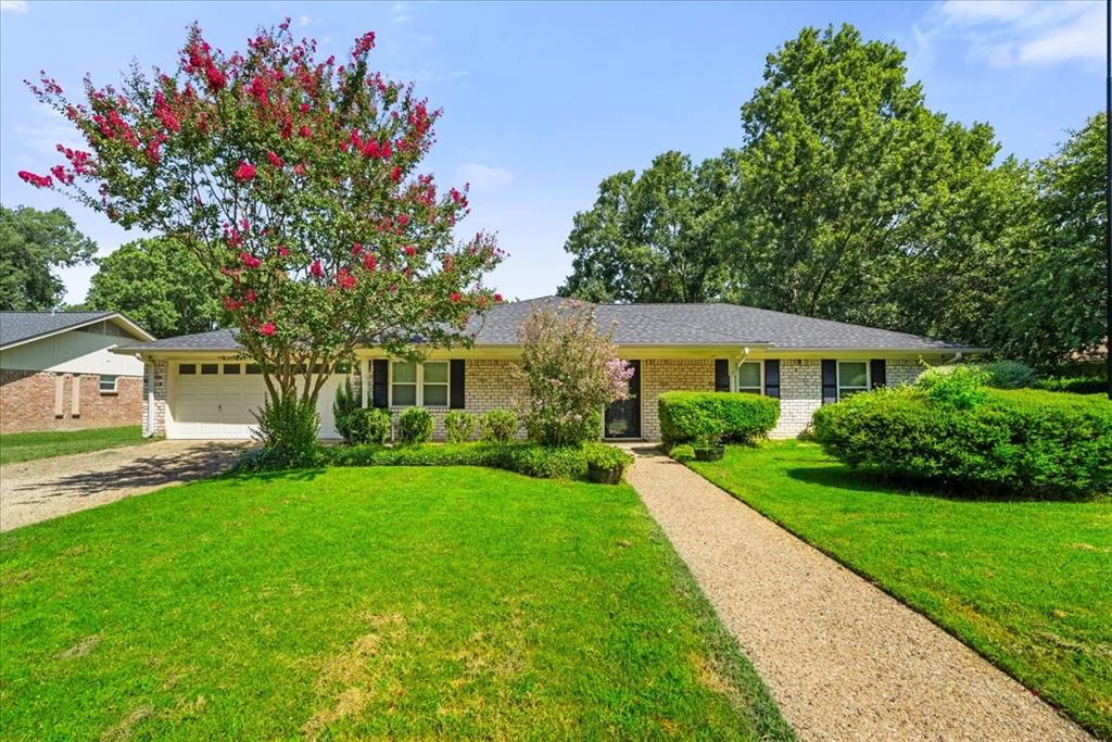 800 Oxford Property Photo 27