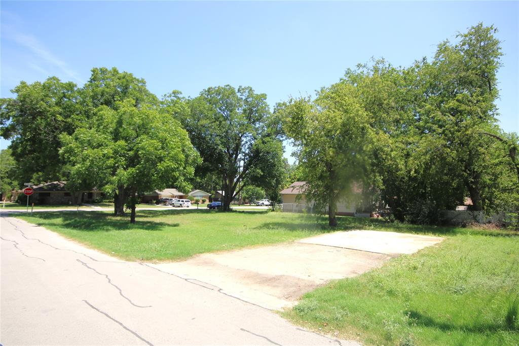 523 W 4th Street Property Photo 3
