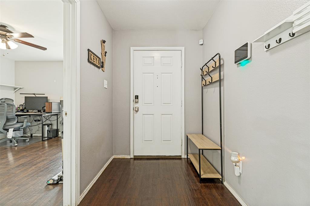 2500 Navasota Drive Property Photo 6