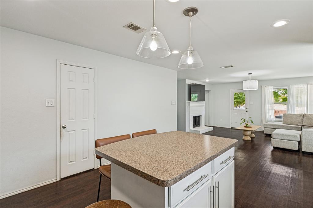 2500 Navasota Drive Property Photo 16