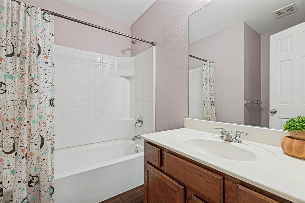 2500 Navasota Drive Property Photo 19