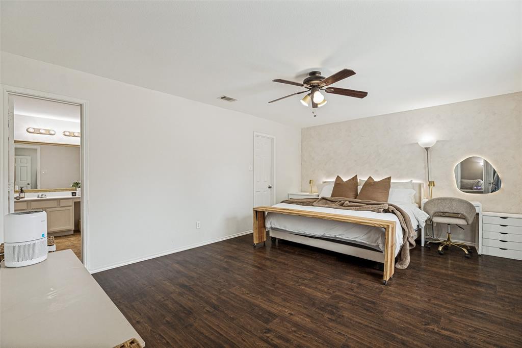 2500 Navasota Drive Property Photo 21