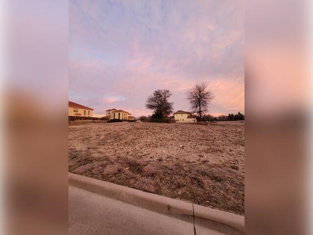 3909 Crescent Drive Property Photo 1
