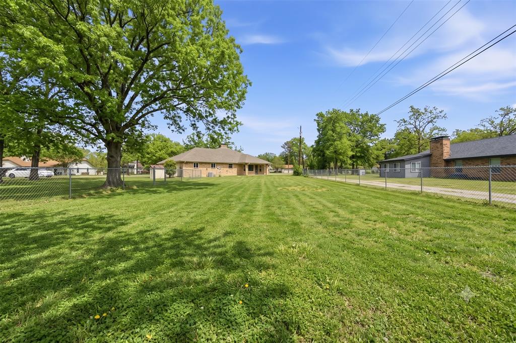 111 Havenwood Drive Property Photo 28
