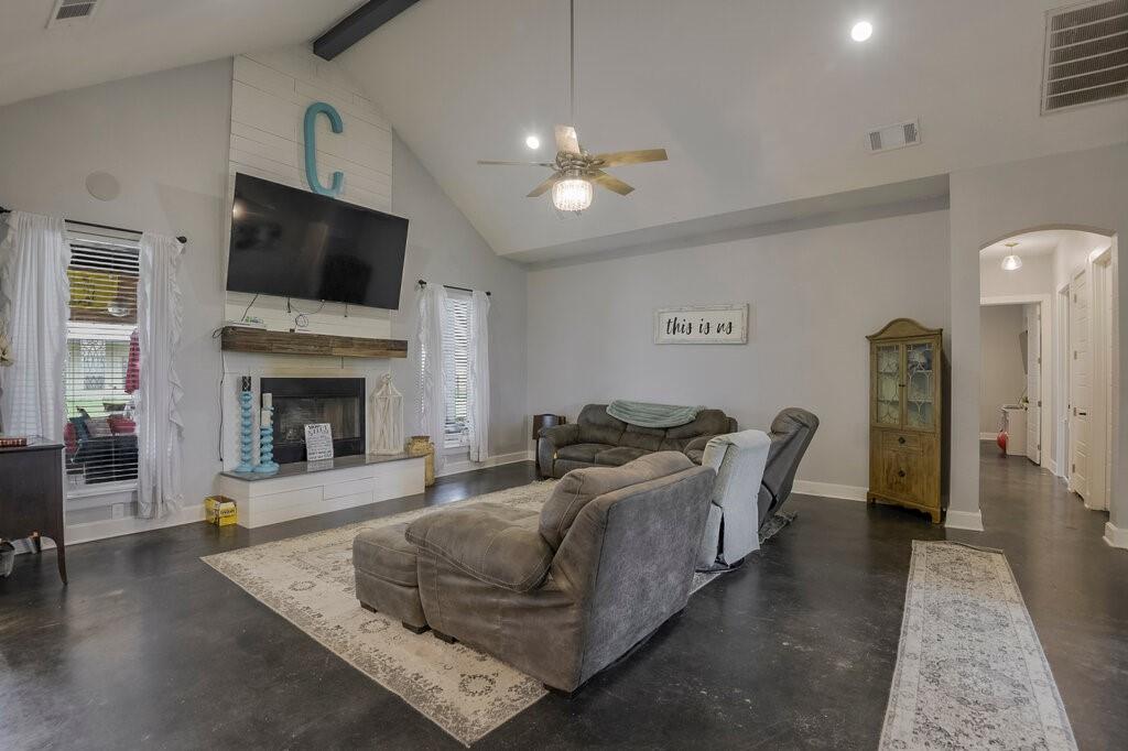 239 N Armstrong Road Property Photo 10