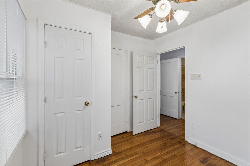 4330 Wabash Avenue Property Photo 15