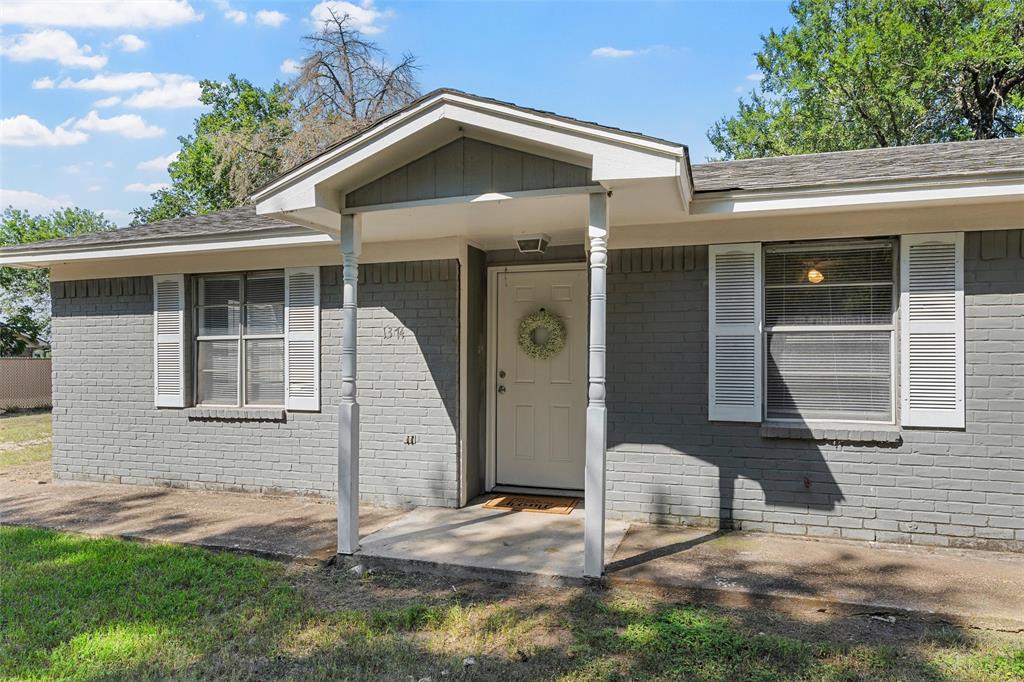 1374 Saffles Road Property Photo 3