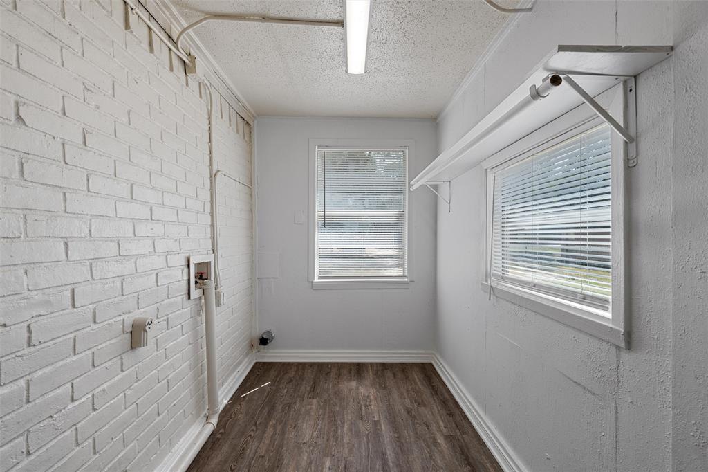 1374 Saffles Road Property Photo 10