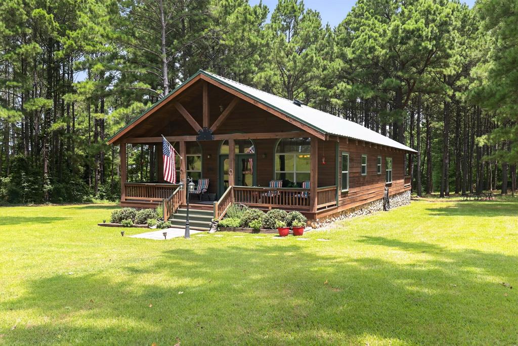 200 Equestrian Circle Property Photo 1