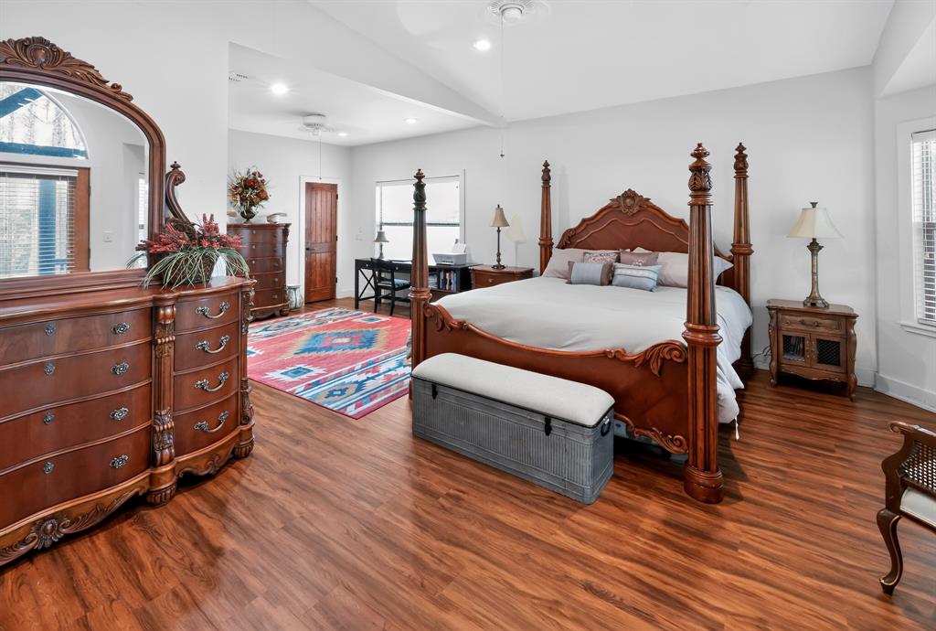 200 Equestrian Circle Property Photo 11