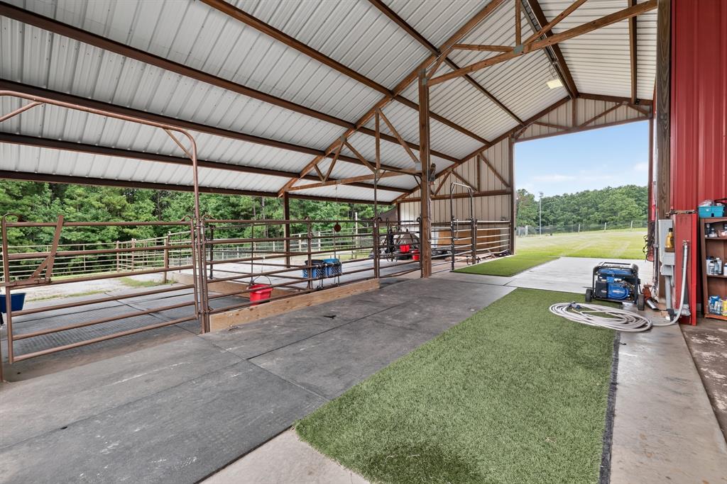 200 Equestrian Circle Property Photo 25