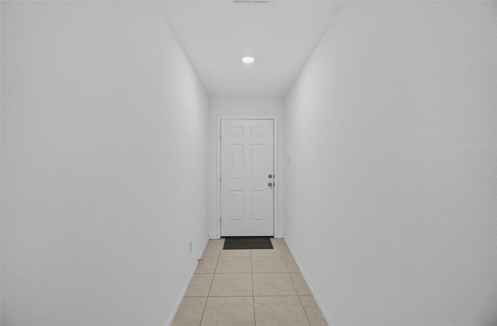6440 Bristolwood Drive Property Photo 3