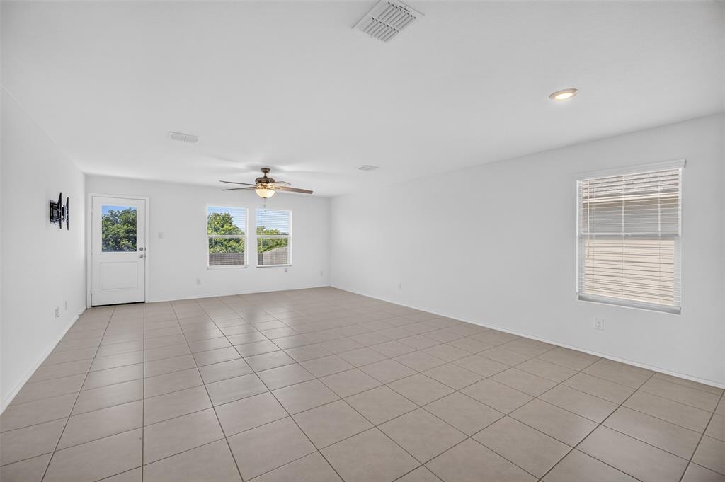 6440 Bristolwood Drive Property Photo 10