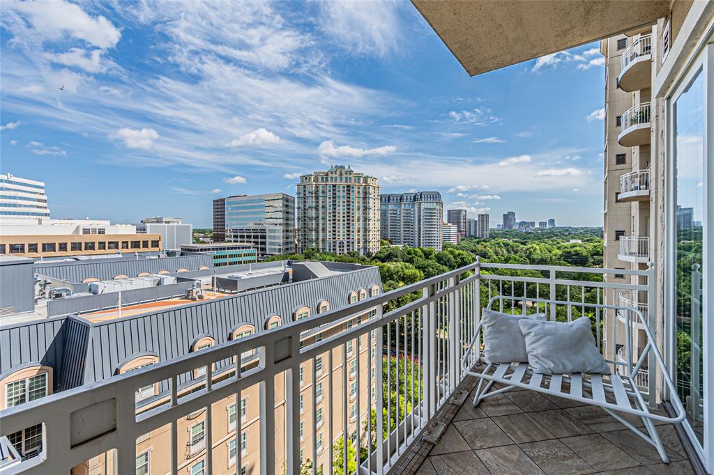 3225 Turtle Creek Boulevard 1040 Property Photo 1