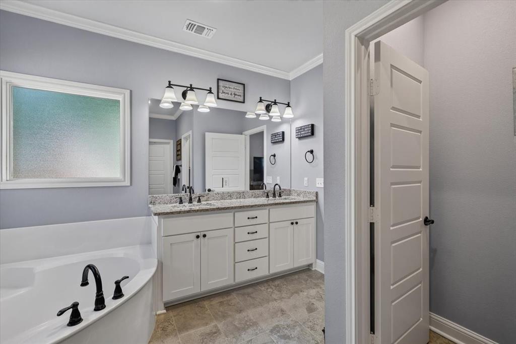424 E Pennsylvania Avenue Property Photo 15