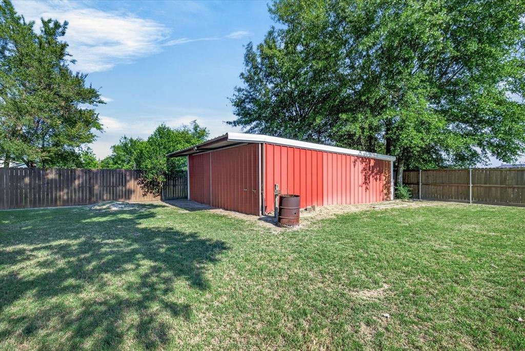424 E Pennsylvania Avenue Property Photo 27
