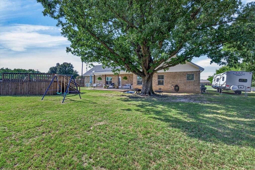 424 E Pennsylvania Avenue Property Photo 29