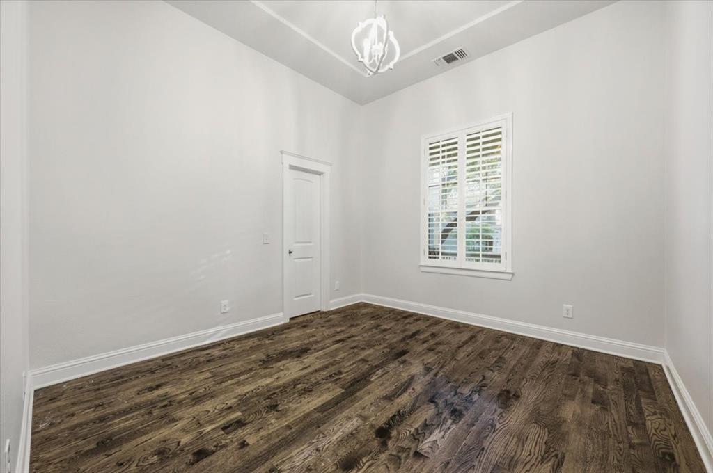 610 Seeport Drive Property Photo 26