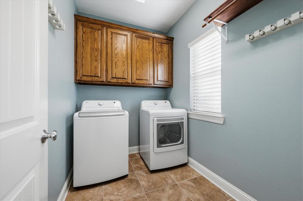 610 Seeport Drive Property Photo 30