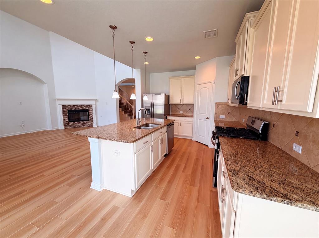 174 Hampton Drive Property Photo 7
