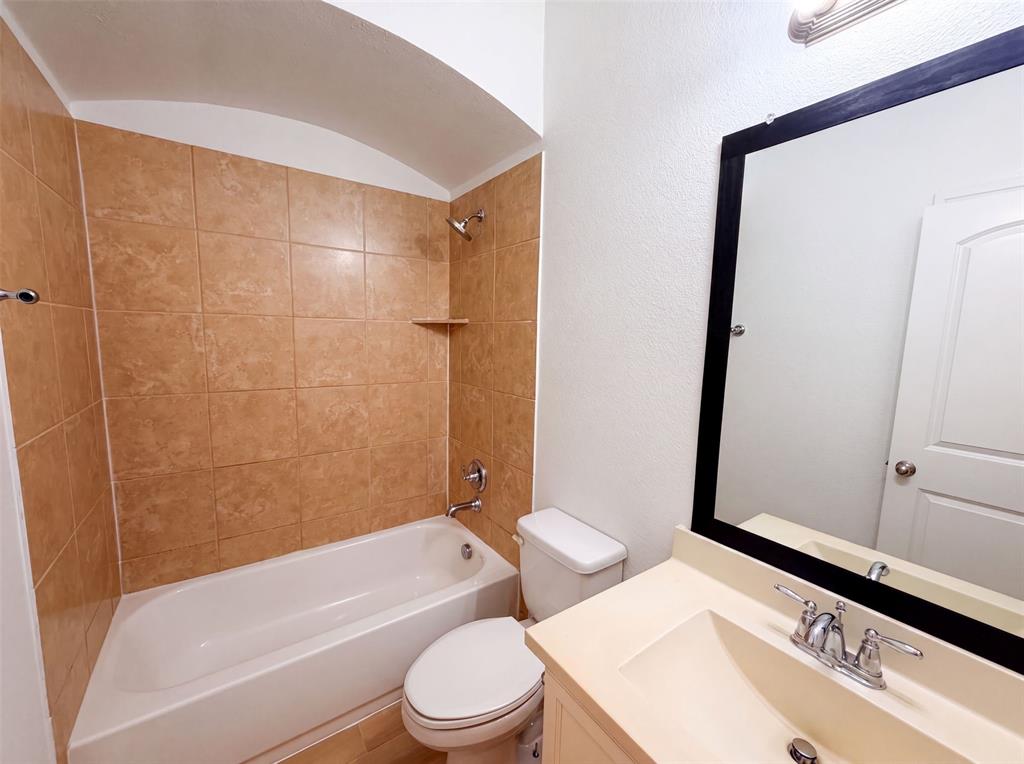 174 Hampton Drive Property Photo 19