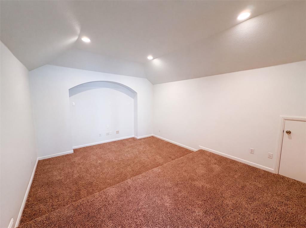 174 Hampton Drive Property Photo 23